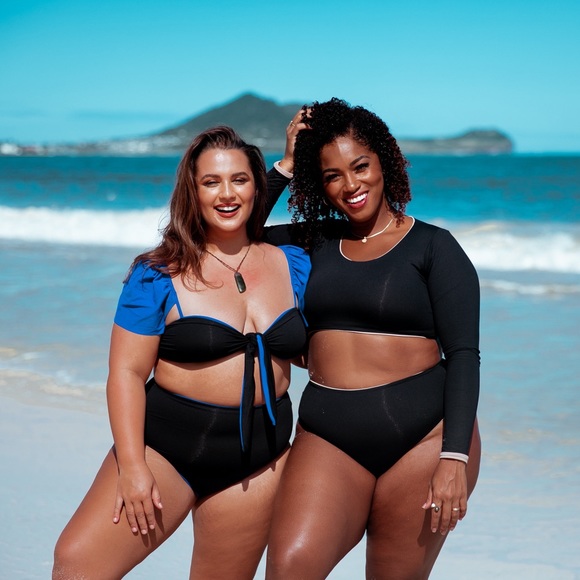 REVERSIBLE SUSTAINABLE 2 PIECE BLUE/BLACK BIKINI - Picture 8 of 8